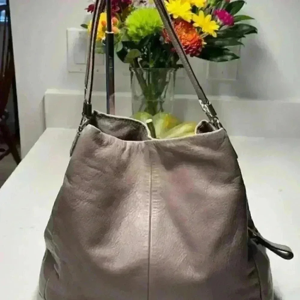 Coach 26224 Madison Phoebe Pebble Grain Leather Triple Compartment Bag Taupe - Picture 2 of 16